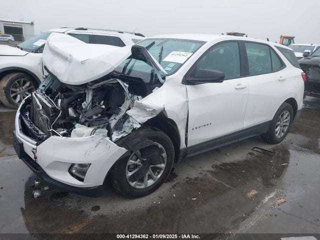 3GNAXHEV3KS581645 Chevrolet EQUINOX LS