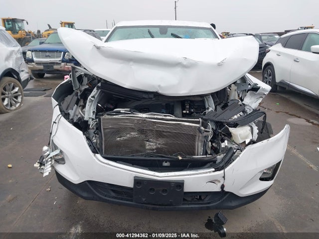 3GNAXHEV3KS581645 Chevrolet EQUINOX LS