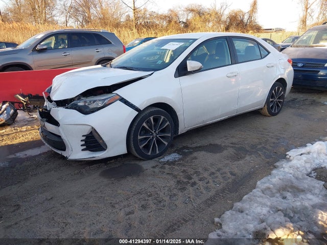Toyota COROLLA SE 2018 2T1BURHE3JC017030 Image 2