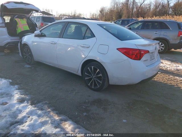 Toyota COROLLA SE 2018 2T1BURHE3JC017030 Image 3