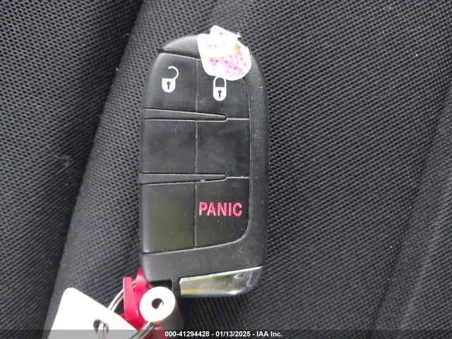 ZACCJABB3JPJ68268 Jeep Renegade Latitude Fwd