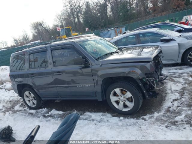 1C4NJRFB5GD558364 Jeep Patriot Latitude