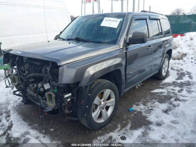 1C4NJRFB5GD558364 Jeep Patriot Latitude
