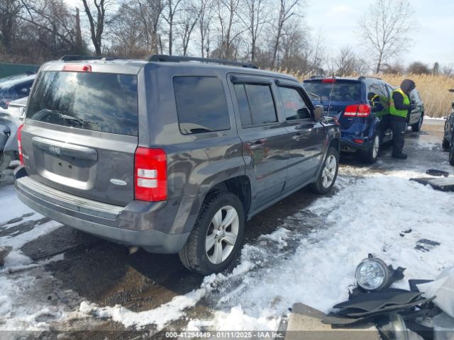 1C4NJRFB5GD558364 Jeep Patriot Latitude