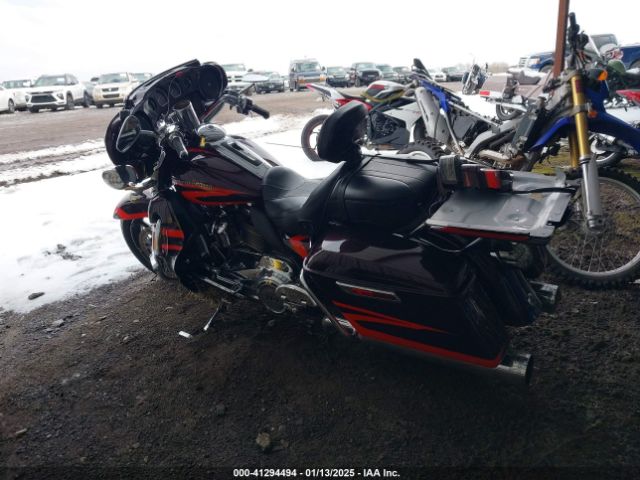 2017 HARLEY-DAVIDSON FLHTKSE 1HD1TEF15HB960454 Photo 2