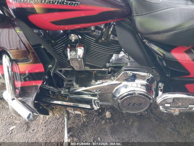 2017 HARLEY-DAVIDSON FLHTKSE 1HD1TEF15HB960454 Photo 8