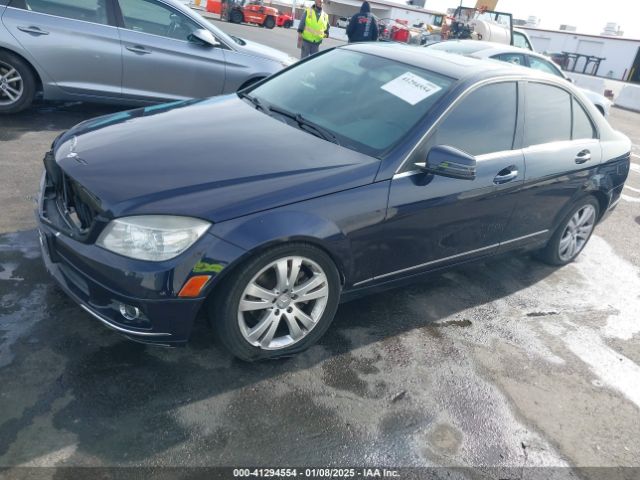 2010 MERCEDES-BENZ C-CLASS WDDGF8BB1AF424270 Photo 1
