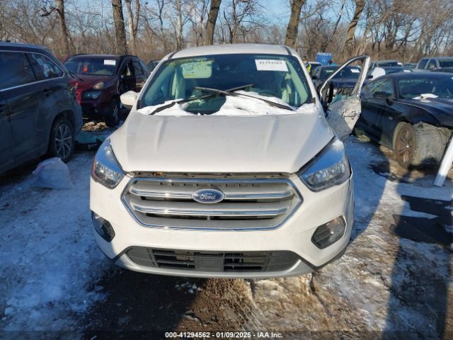 1FMCU0GD2KUA51890 Ford ESCAPE SE