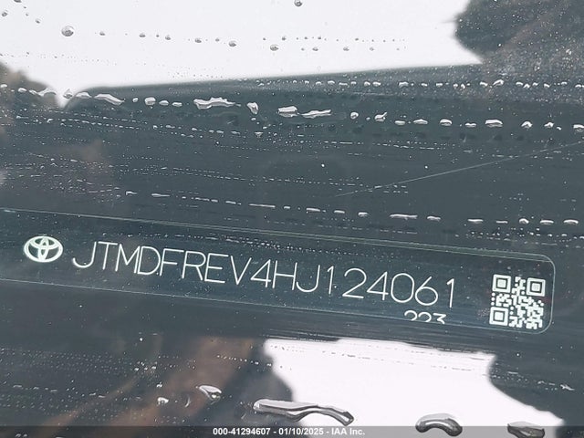 Toyota Rav4 Limited 2017 JTMDFREV4HJ124061 Image 9