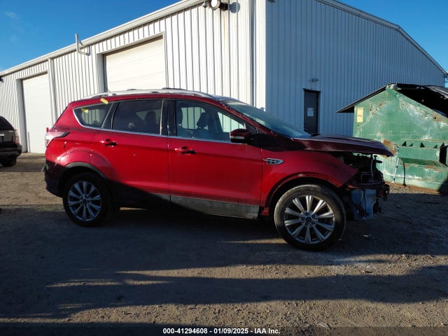 1FMCU9J93JUA30005 Ford Escape Titanium