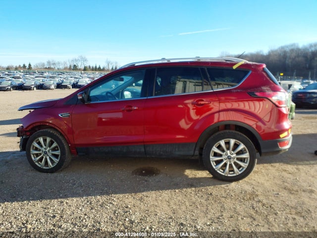 1FMCU9J93JUA30005 Ford Escape Titanium