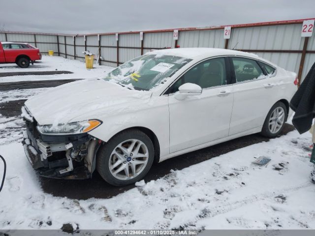 3FA6P0HD9FR258237 Ford FUSION SE