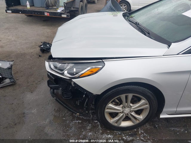 Hyundai Sonata Sport 2019 5NPE34AF3KH780671 Image 18