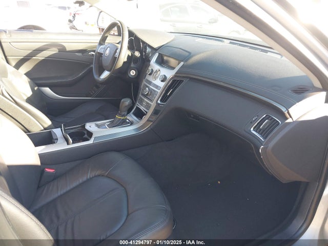 2010 CADILLAC CTS 1G6DA5EG3A0137018 Photo 4