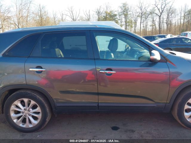 5XYKU4A74EG523099 KIA Sorento Ex V6