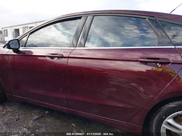 3FA6P0H73JR189953 Ford FUSION SE