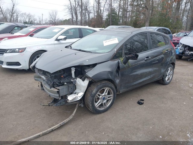 Ford FIESTA SE 2019 3FADP4EJ8KM154452 Image 2