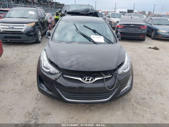 5NPDH4AEXGH742205 Hyundai ELANTRA SE
