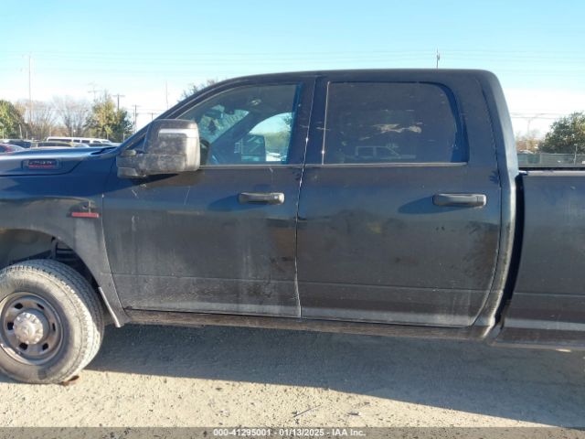 3C6UR5HL9PG587010 RAM 2500 Tradesman  4x4 8' Box