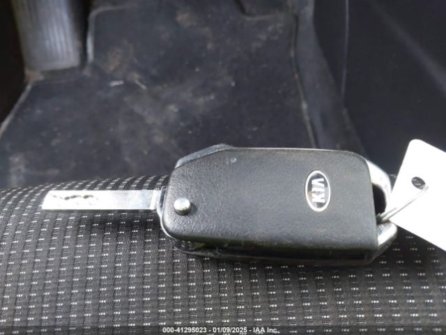 3KPF24AD5KE060296 KIA Forte Lxs