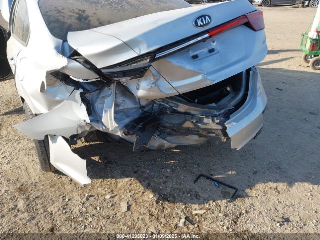 3KPF24AD5KE060296 KIA Forte Lxs