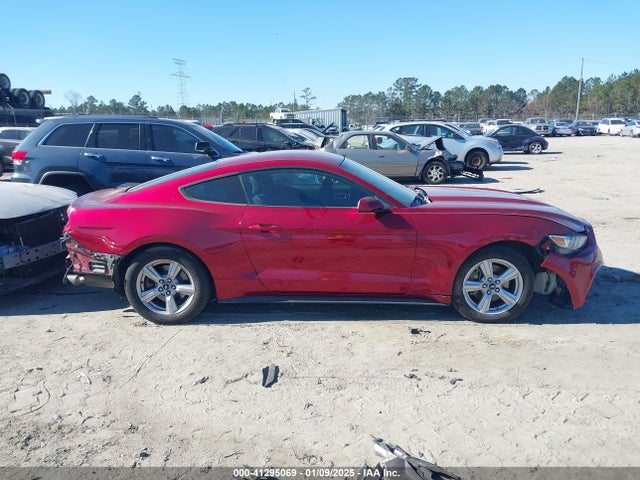 Ford Mustang V6 2016 1FA6P8AM7G5214931 Image 13