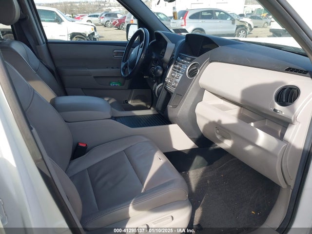41295137 :رقم المزاد ، 5FNYF4H59DB004497 vin ، 2013 Honda Pilot Ex-l مزاد بيع