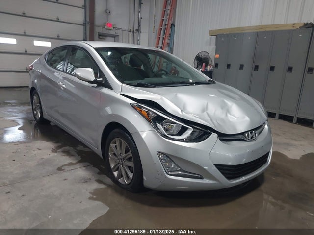 2014 5NPDH4AE9EH519554 main image