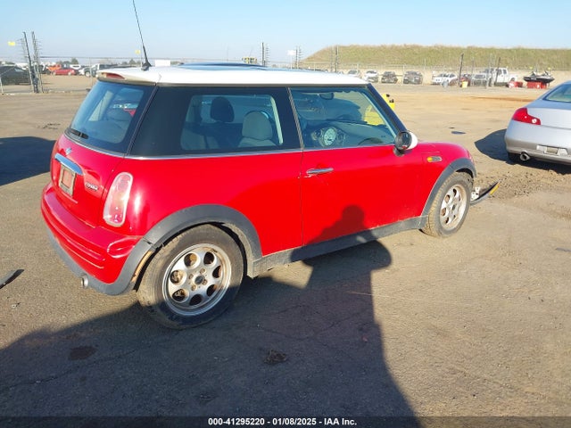 2004 MINI COOPER WMWRC33484TC53036 Photo 3