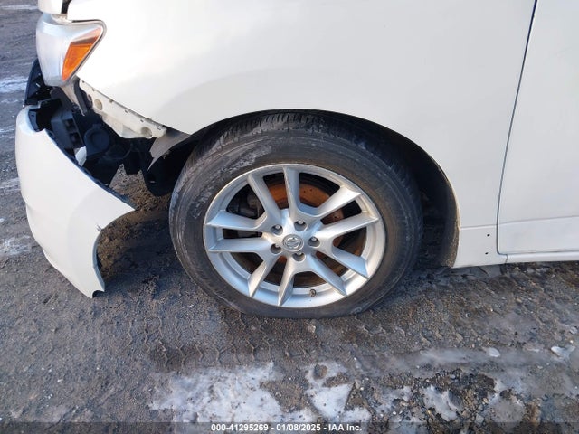 Nissan QUEST S 2015 JN8AE2KP7F9123847 Image 18