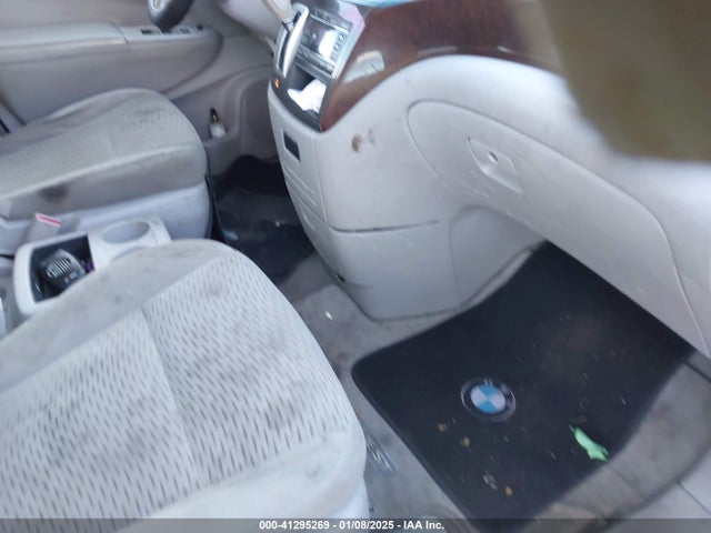 Nissan QUEST S 2015 JN8AE2KP7F9123847 Image 5