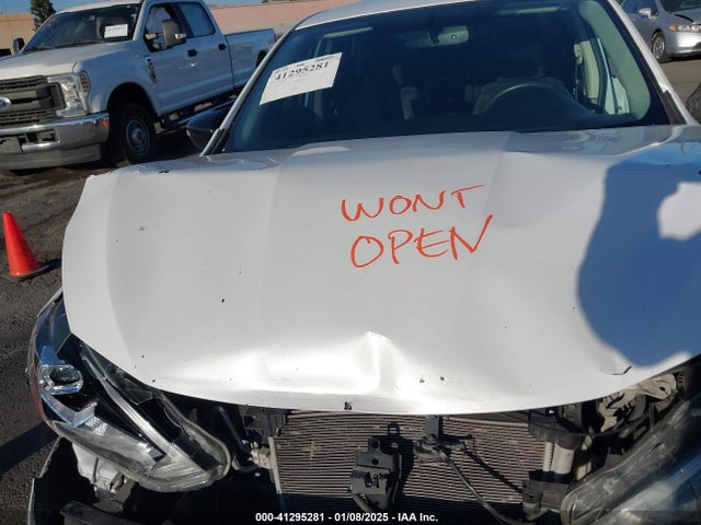 Nissan SENTRA SR 2017 3N1AB7AP7HY404212 Image 10