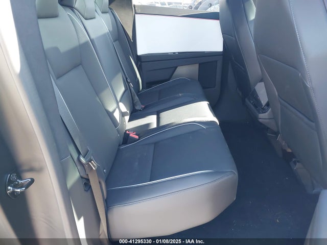 2024 TESLA CYBERTRUCK 7G2CEHEE8RA020684 Photo 7