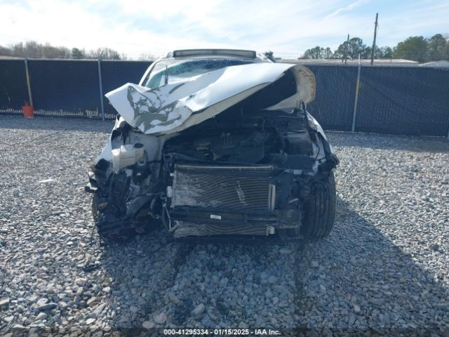 5XYPK4A57JG380752 KIA Sorento Sx V6