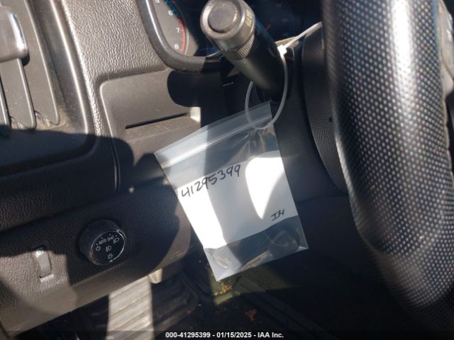 1GCGSBE34F1217738 Chevrolet Colorado Lt