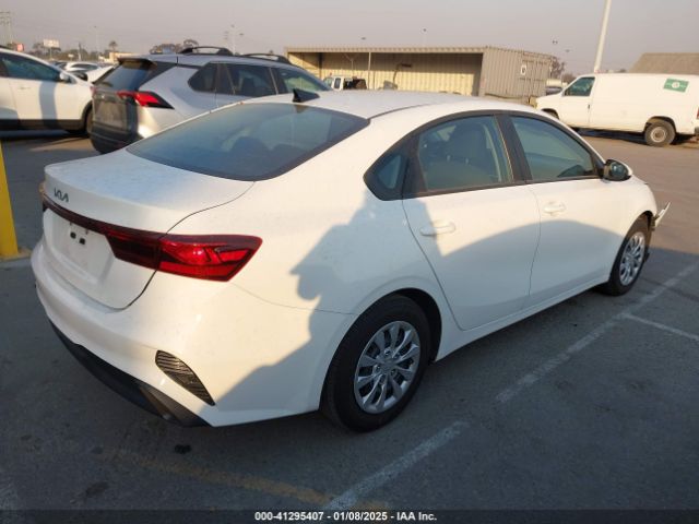 3KPF24AD1RE690567 KIA FORTE LX