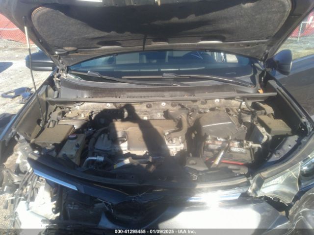 JTMZFREV7GJ063518 Toyota RAV4 LE