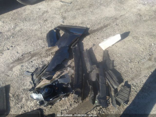 JTMZFREV7GJ063518 Toyota RAV4 LE
