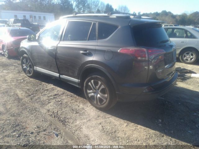 JTMZFREV7GJ063518 Toyota RAV4 LE