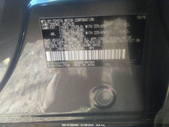 JTMZFREV7GJ063518 Toyota RAV4 LE