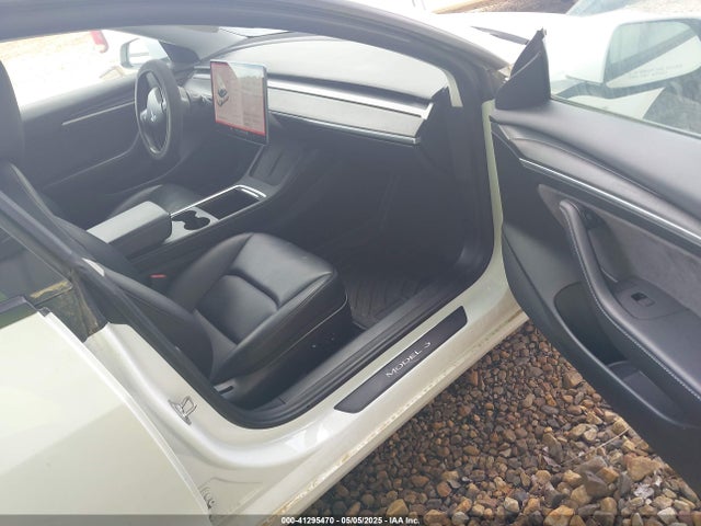 2021 TESLA MODEL 3 5YJ3E1EA1MF994803 Photo 4