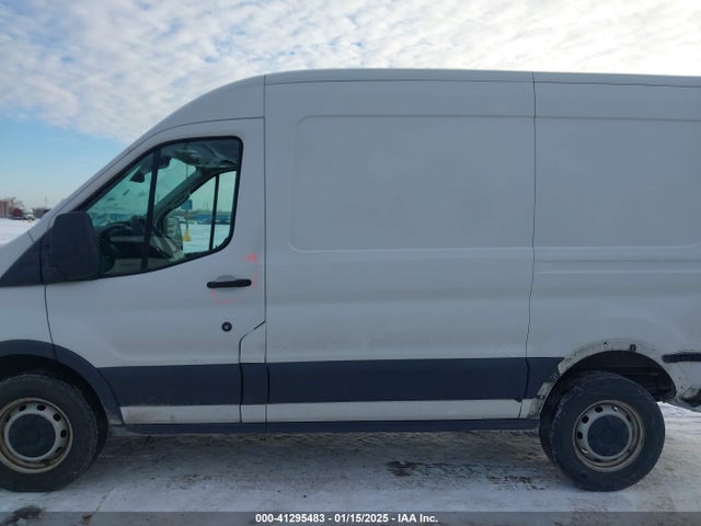 Ford Transit-250 2016 1FTYR1CG7GKB45025 Image 15
