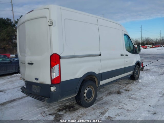 Ford Transit-250 2016 1FTYR1CG7GKB45025 Image 4