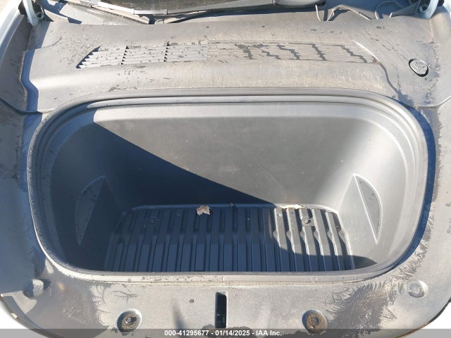 2021 TESLA MODEL Y 5YJYGDEEXMF149226 Photo 9