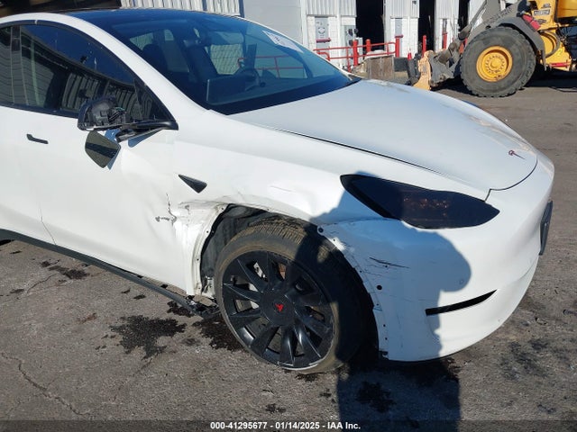 2021 TESLA MODEL Y 5YJYGDEEXMF149226 Photo 5