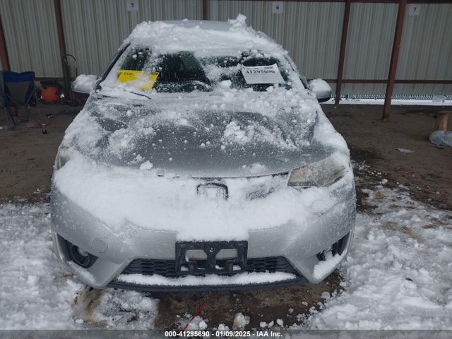 JHMGK5H77GX031429 Honda FIT EX