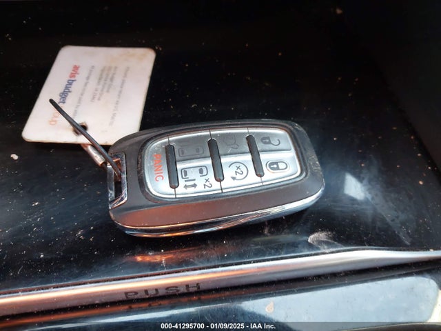 2C4RC1S7XPR595132 Chrysler Pacifica Hybrid Limited
