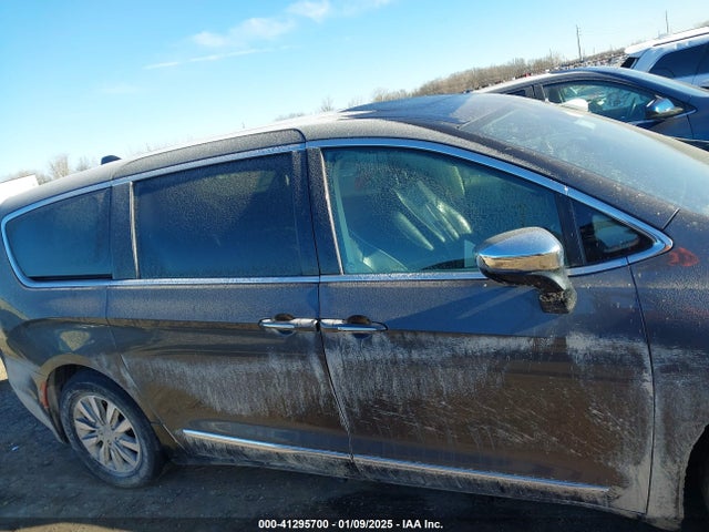 2C4RC1S7XPR595132 Chrysler Pacifica Hybrid Limited