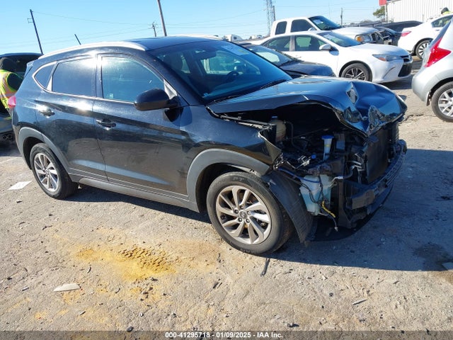 Hyundai TUCSON SE 2016 KM8J3CA4XGU039773 Image 1