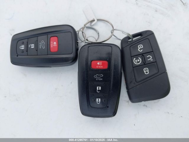 5TDEBRCH5MS029132 Toyota Highlander Hybrid Platinum
